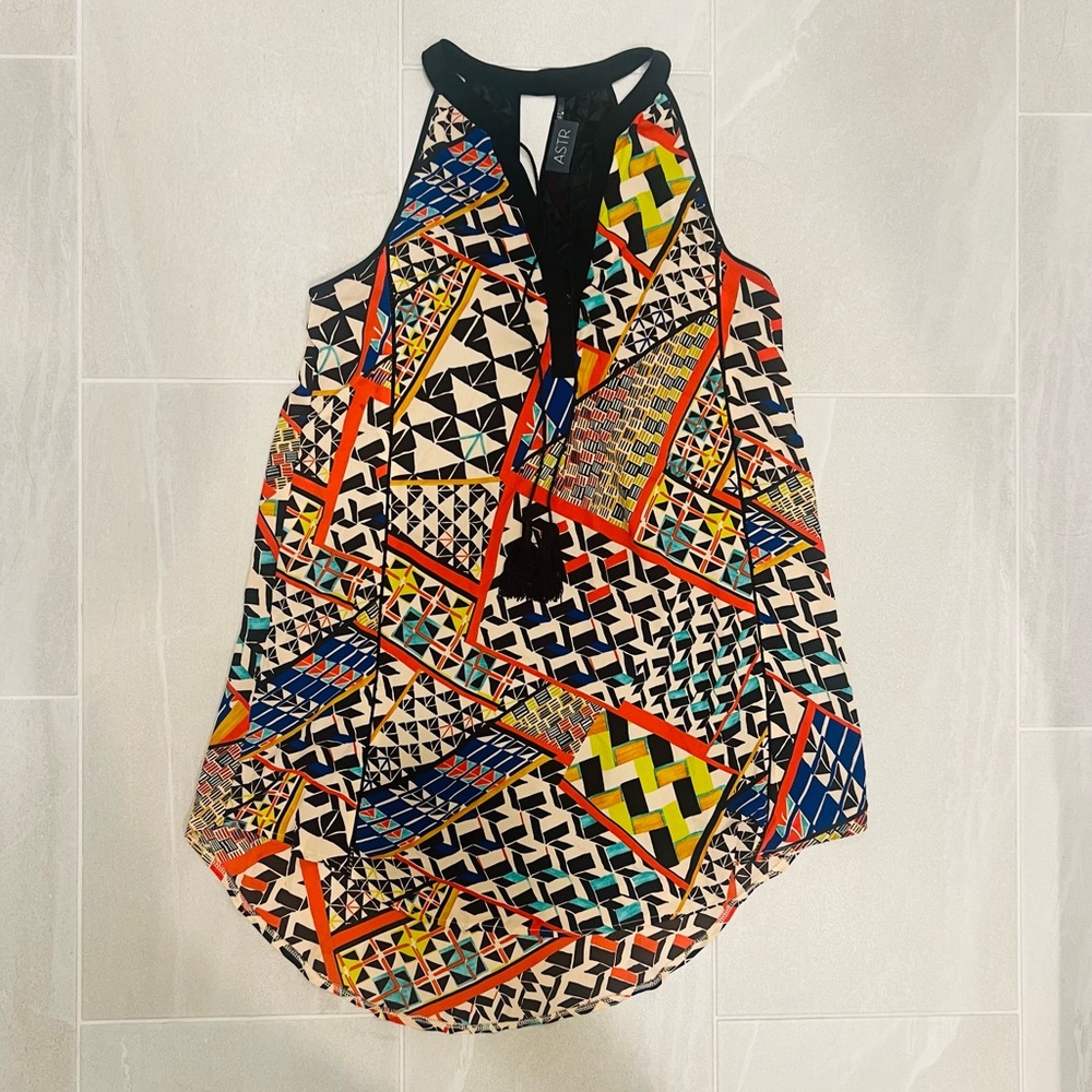 ASTR multi-color sheath dress with tassel tie detail, size M.